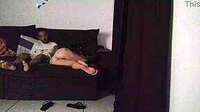 Madrasta divides sofa with enteado moaning dirty