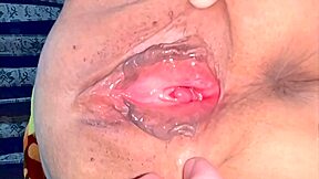 amateur pink pussy 80 days after losing her virginity, so wet and ready