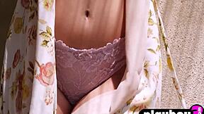 Elilith Noir Dances Naked!