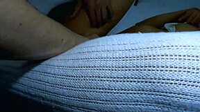 el padrastro invit� a la mejor amiga a su habitaci�n y la pasi�n fue inevitable