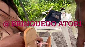 fui com minha amiga para a praia de nudismo