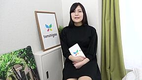 i show my lovely sexy pussy on camera for first time, manami takashima