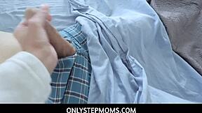 Onlystepmoms - Big Tits Blonde Milf Stepmom Orgasms For Stepson POV