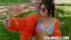 E Girl Gets Rough Hard Sex