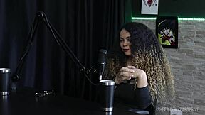 melhores momentos da charlottye no papo prive com raphaela savanah - parte 1 watch on sheer red