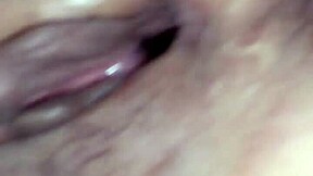 chịch em h�ng x�m nứng lồn