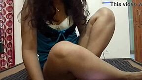 hot bhabhi shows her huge fat ass and pussy in bra