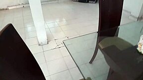 Hermanastra latina de 18 a�os desea la polla de su hermanastro dentro de su co�o - porno en ruso