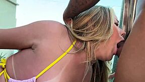 dando uma surra de pica na yasmin mineira ate ela beber leitinho