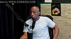 Procura fazer seu trabalho respeitando comentou sobre uso de remédios e em uma cena de gang bang - Negro Top Oficial watch on Sheer Red