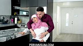 Paulina ruiz visits her teacher at home.