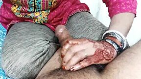 Muslim mistress engages in dirty relations with servant!