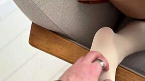 having fun playing with my feet in a casual way today 🦶😊