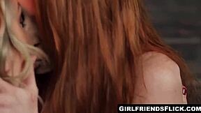 Two adorable teens start kissing then dive into scissoring lesbian action