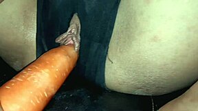 uhh this amateur couple's having quick morning sex in homemade video with moans and creampie finish