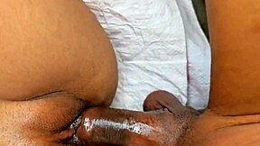 Desi Village Girl Outdoor Fucking Boyfriend! Asian Teen With Small Tits And Shaved Pussy In Romantic Ranch Sex!