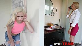 Lesbian milf rides strapon toy while fingering and rimming teen in high definition fetish action! 🔥