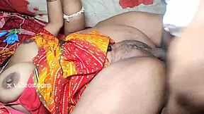 XXX Desi Indian BB Ki Sabse Acchi Chudai Hindi Aawaz Ke Saath!