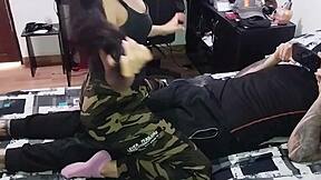 mi padrastro me folla bien rico antes de irme a la universidad