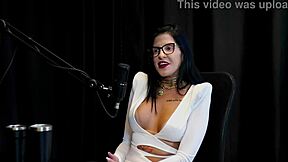 foi convidada a trabalhar por sua simpatia sempre fez quest�es de gentileza e abriu sua pr�pria cl�nica - leticia braga watch on sheer red in blonde brazilian casting