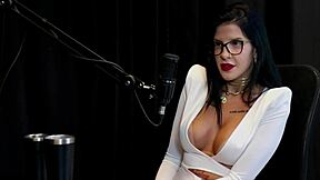 foi convidada a trabalhar por sua simpatia sempre fez quest�es de gentileza e abriu sua pr�pria cl�nica - leticia braga watch on sheer red in blonde brazilian casting