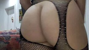 Big Booty Jasmine Dances Naked and Shakes Ass