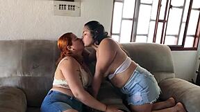 Zoeyluna2 shares update 32 on Dec 02 2024, featuring a homemade session in the living room until orgasm. Focuses on natural elements with a relaxed vibe.