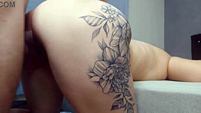 esposa traidor fode o amigo de seu marido enquanto ele sai, big ass latina moaning in rough homemade banging