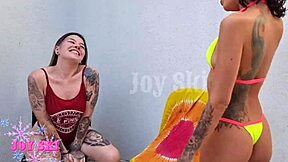 My step sister shaved my armpits outdoors and it turned me on so much with her cute brazilian body!