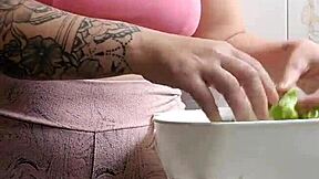 I'm calling the neighbor for lunch, wearing tight shorts that split my swollen pussy!