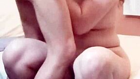 mi novio me comparti� con su vecino y le mam� la verga bien rico