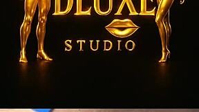 Teen spreads legs for big cock to fill her young pussy with cum