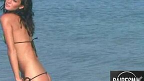 Jessica Rocks Bikini in Hot Dance