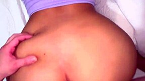 Ella tiene ganas de follarme y me convenció enviándome una foto desnuda en whatsapp, leading to hardcore doggystyle with petite brazilian girlfriend.