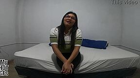 the beautiful young girl came over to fuck with him