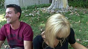 blonde babe gets wet pussy licked in cameltoe bikini