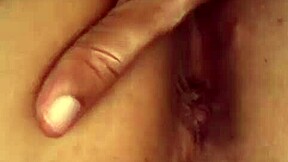 chupando a buceta da rabuda e ela sentando de costas in amateur interracial doggystyle quickie with big ass latina