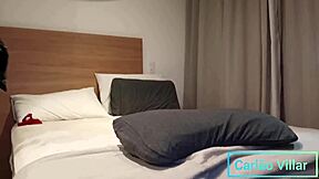 Story of secretly meeting the neighbor's wife for a quiet encounter