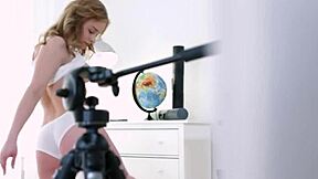 blonde teen 18+ alexa flaxy gets oral attention before penetration