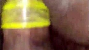 fucked chick off tinder in quickie with condom during phone call