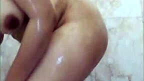 Chubby Indian Girl Fingers Herself in Bathroom