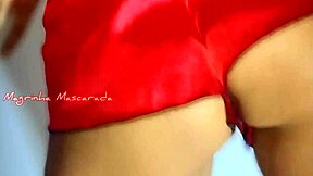 colombian brunette babe with big ass shakes it during interracial doggystyle fuck with monster cock in full homemade video