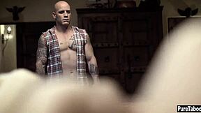 Hot Stepdaughter Teen 18+ Craves Stepdads Fat Dick For Taboo Fucking!