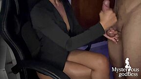 FODA PROIBIDA USEI MEU FUNCION�RIO PARA ME AJUDAR DESESTRESSAR NO ESCRIT�RIO