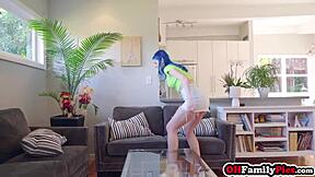 Big Ass Teen 18+ Stepsis Jewelz Blu Please Pull My Special Gift From The Jar With Blowjob Hardcore Sex