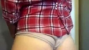 Sexy petite 18+ milf teasing with panties and plump ass 😘