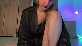 Come on, let's masturbate this tight pink pussy together!