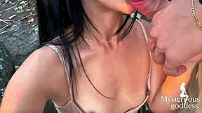 Me exibi e mamei o meu ex namorado na trilha e deixei ele me fuder gostoso