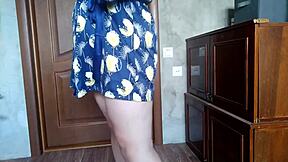 Whoa, this mature milf just made that virgin courier explode with cum 😏