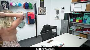 mall officer follows protocol and reaches compromise with shoplifter